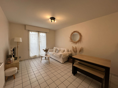 A Louer Appartement 2 Pièce(s) 36.90 M2 - Madelaine / Champ De Mars à Nantes