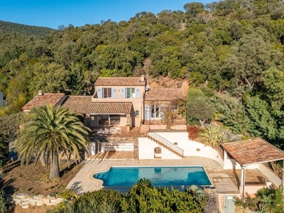 Villa de 6 pièces de luxe en vente Cavalaire-sur-Mer, Provence-Alpes-Côte d'Azur