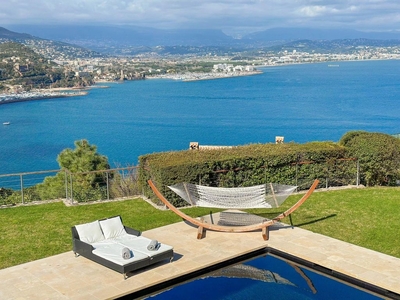 Villa de luxe de 8 pièces en vente Théoule-sur-Mer, Provence-Alpes-Côte d'Azur