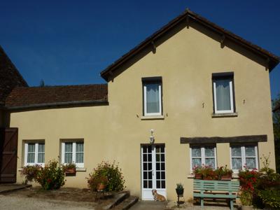 Confortable maison jusqu'à 6 voyageurs, au coeur du Périgord, idéal pour découvrir la Dordogne