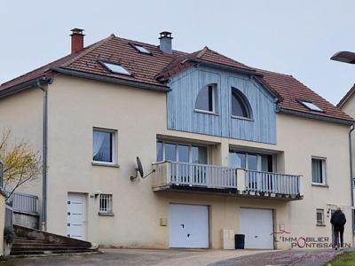 Luxury House for sale in Les Hôpitaux-Neufs, France