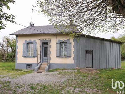 Maison 2 pièces de 41 m² à Soudaine-Lavinadière (19370)