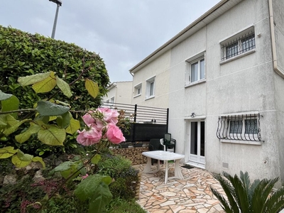 Vente maison 5 pièces 84 m² Gagny (93220)