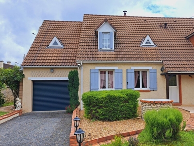 Vente maison 8 pièces 143 m² Villemandeur (45700)