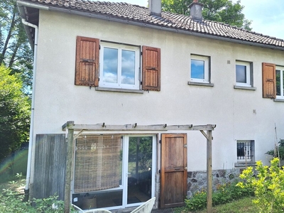 Vente maison 9 pièces 144 m² Vic-sur-Cère (15800)