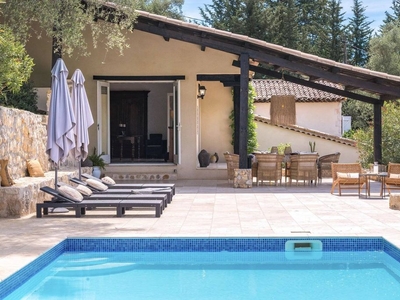 Villa de luxe de 5 pièces en vente Tourrettes-sur-Loup, Provence-Alpes-Côte d'Azur