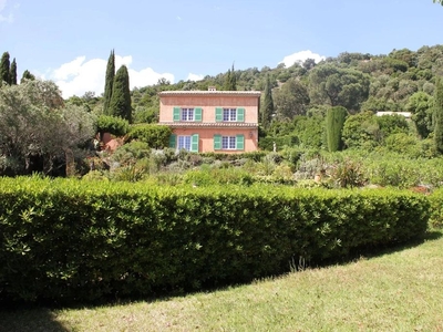 Villa de luxe de 5 pièces en vente Le Lavandou, Provence-Alpes-Côte d'Azur