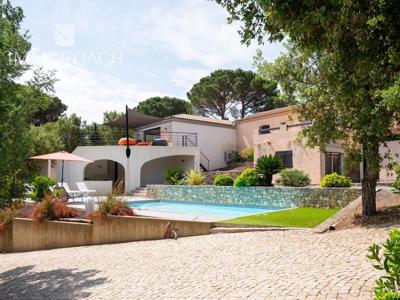 Villa de luxe de 7 pièces en vente Bormes-les-Mimosas, Provence-Alpes-Côte d'Azur