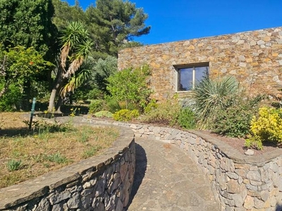 Maison de luxe de 4 chambres en vente à Toulon, Provence-Alpes-Côte d'Azur