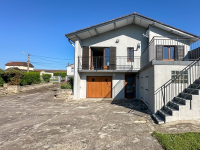 Maison traditionnelle 6 pièces de 106 m² à Dounoux (88220)