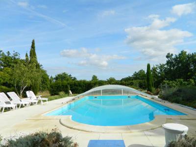 Tarn et Garonne : grand gîte avec piscine 8 personnes