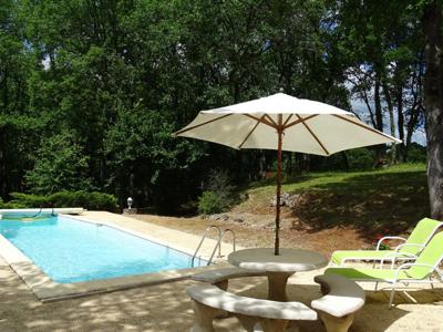 Gîte Le Chêne : maison avec piscine privée proche Dordogne et Lot