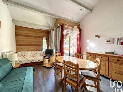 Appartement 3 pièces de 37 m² à Vars (05560)