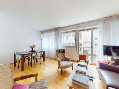 Appartement 3 pièces en très bon état avec cave, parking et balcon - 76m² - Rue Saint-Yves - Paris (75014)