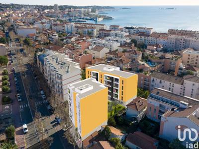 Appartement 4 pièces de 116 m² à Fréjus (83370)