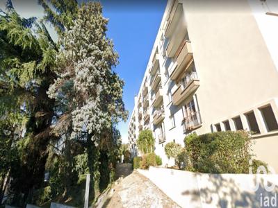 Appartement 4 pièces de 64 m² à Nîmes (30000)
