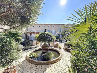 10 room luxury Hotel for sale in Narbonne, Occitanie