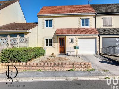 Maison 4 pièces de 90 m² à Hénin-Beaumont (62110)