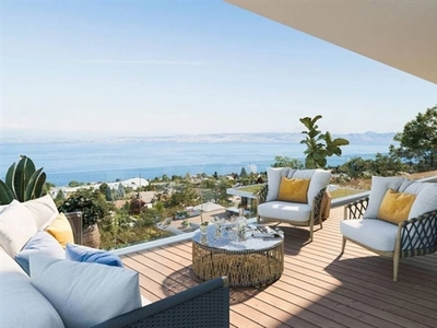 Belles prestations pour cette nouvelle résidence située sur Evian avec une vue agréable...