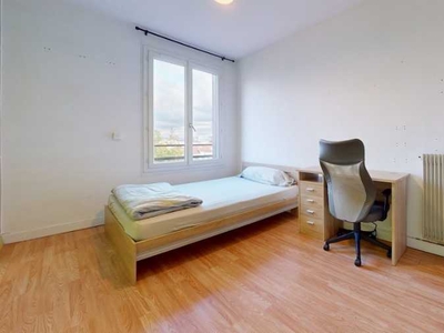 Appartement 1 pièce 75 m²