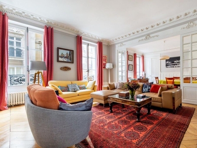 Appartement de luxe de 6 pièces en vente à Champs-Elysées, Madeleine, Triangle d’or, Paris, Île-de-France