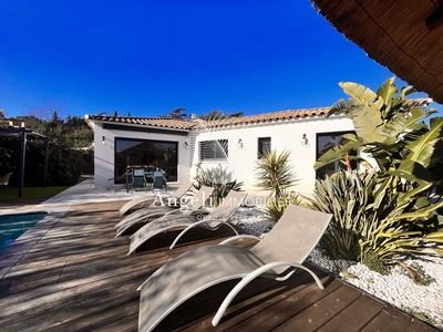 Villa de luxe de 5 pièces en vente Roquebrune-sur-Argens, Provence-Alpes-Côte d'Azur