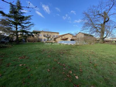 6 bedroom luxury House for sale in Saint-Germain-au-Mont-d'Or, France