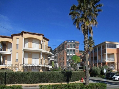 Appartement de luxe de 3 chambres en vente à Cavalaire-sur-Mer, Provence-Alpes-Côte d'Azur