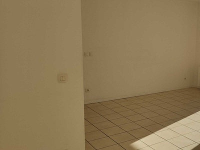 Appartement non meublé de 87m2 à louer à Villeurbanne