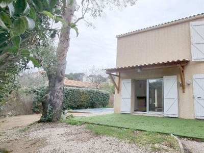 Vente maison 6 pièces 103 m² Toulon (83000)