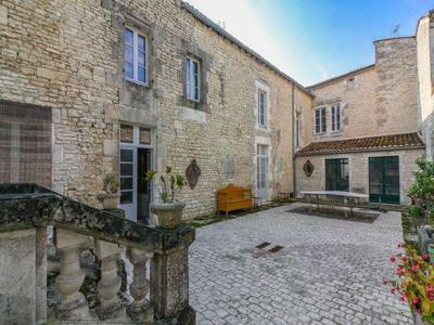 Villa de 7 pièces de luxe en vente Jarnac, France