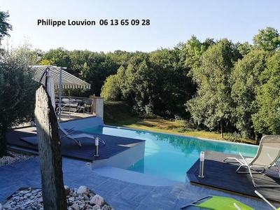 Maison de luxe de 5 chambres en vente à Casteljaloux, France
