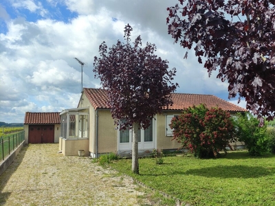 Vente maison 4 pièces 85 m² Salignac-sur-Charente (17800)