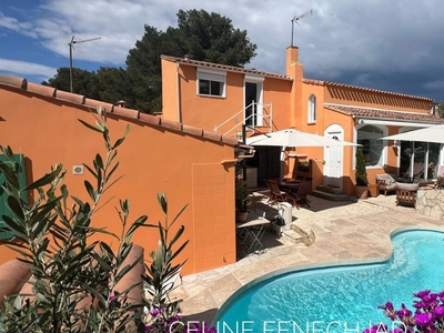 Vente maison 5 pièces 137 m² Sanary-sur-Mer (83110)