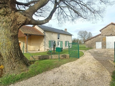Vente maison 6 pièces 162 m² Boivre-la-Vallée (86470)