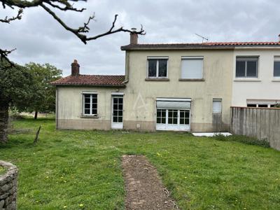 Vente maison 6 pièces 142 m² Treize-Septiers (85600)