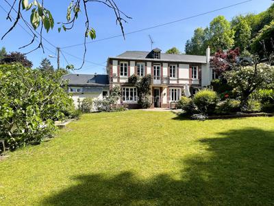 Vente maison 7 pièces 185 m² Mont-Saint-Aignan (76130)
