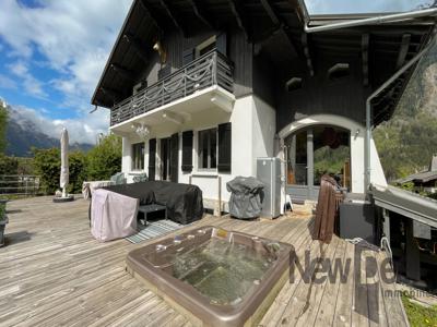 Vente maison 8 pièces 225 m² Chamonix-Mont-Blanc (74400)
