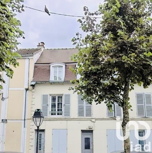 Appartement 2 pièces de 47 m² à Brie-Comte-Robert (77170)