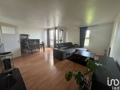 Appartement 3 pièces de 75 m² à Savigny-le-Temple (77176)