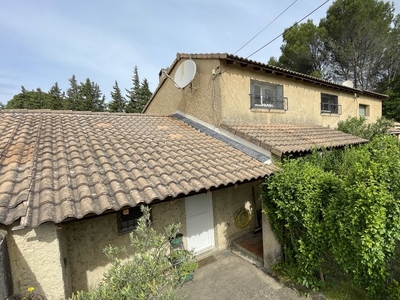 Vente maison 5 pièces 95 m² L'Isle-sur-la-Sorgue (84800)