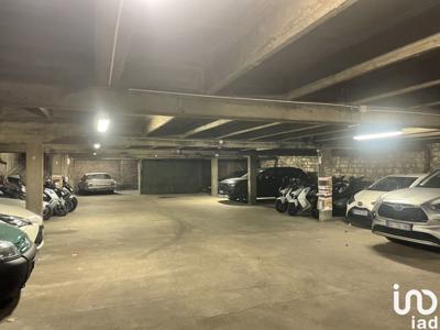 Parking/garage/box de 380 m² à Boulogne-Billancourt (92100)