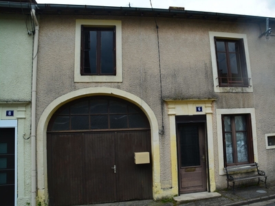 Maison 4 pièces de 100 m² à Lamarche (88320)