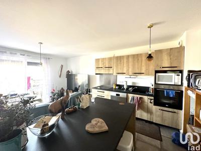 Appartement 3 pièces de 64 m² à Lucciana (20290)