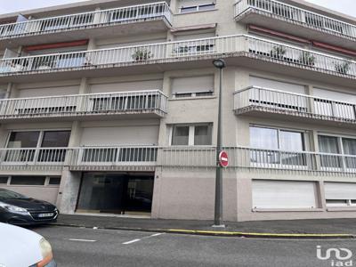 Appartement 3 pièces de 65 m² à Pau (64000)