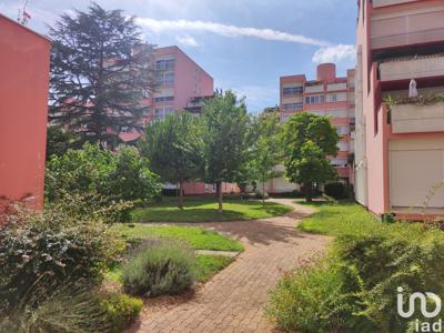 Appartement 3 pièces de 66 m² à Poitiers (86000)