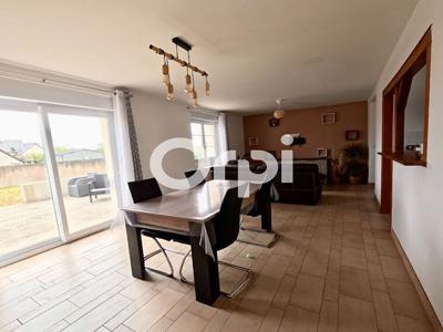 Location meublée maison 4 pièces 98 m²