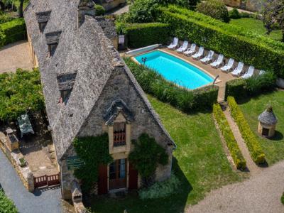 Périgord Noir proche Sarlat charme et convivialité gîte avec piscine chauffée (Dordogne)