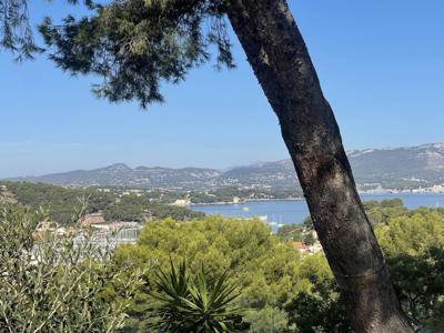 Appartement de luxe 3 chambres en vente à Saint-Mandrier-sur-Mer, Provence-Alpes-Côte d'Azur