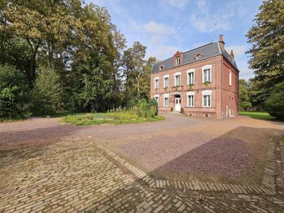 Maison de 7 chambres de luxe en vente à Cambrai, Hauts-de-France